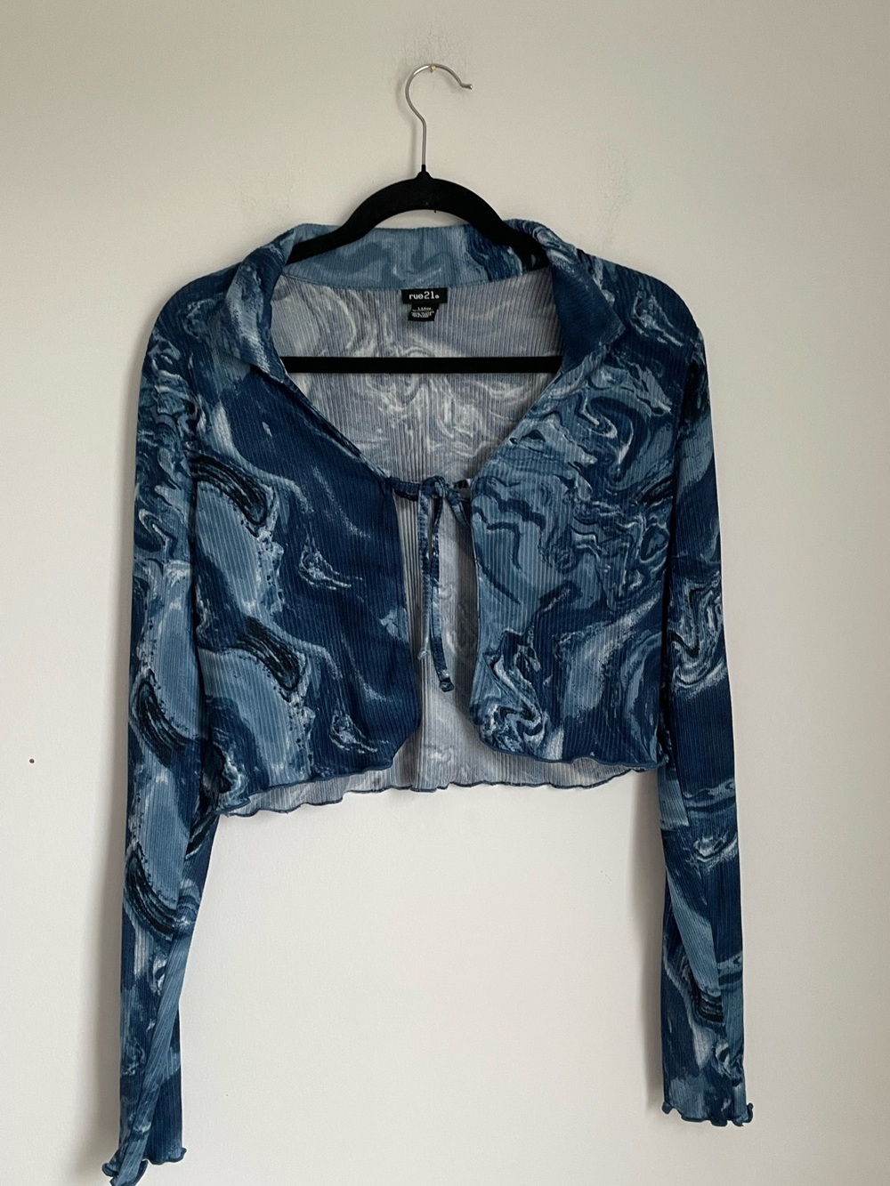 Rue21 Blue Marble Tie-Front Long Sleeve Cardigan Ribbed Crop Top